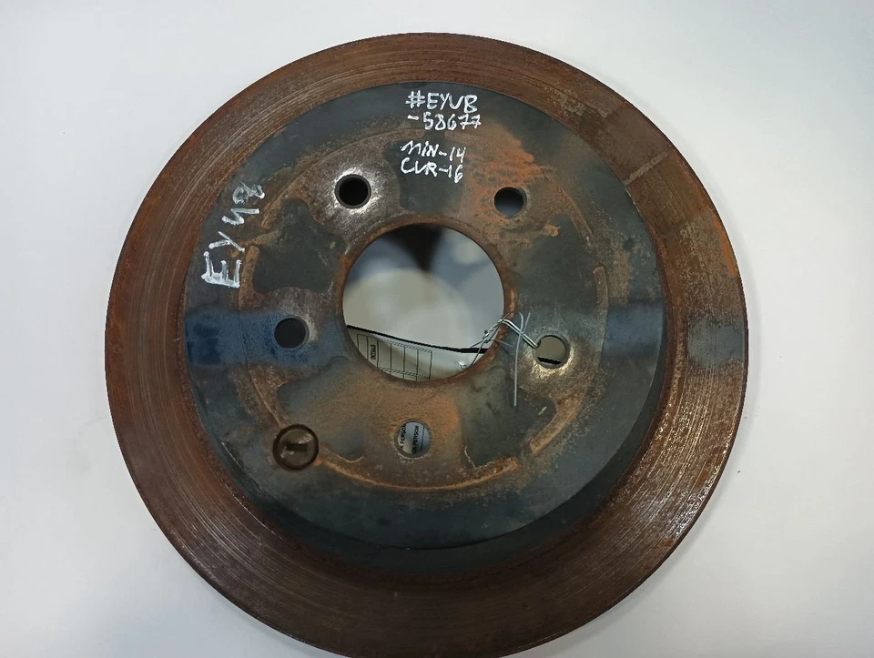 Rear Rotor from 2016 Nissan Quest 11470396 - Image 2 of 4