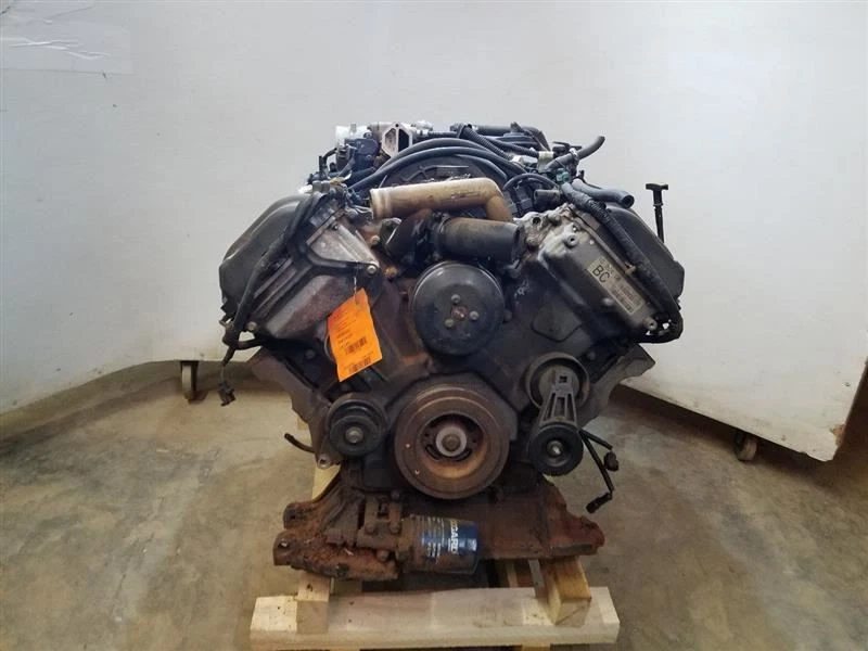 Motor 3,9 L VIN A octavo dígito DOHC 8-239 compatible con 02 Lincoln LS OEM Foto 2 de 4