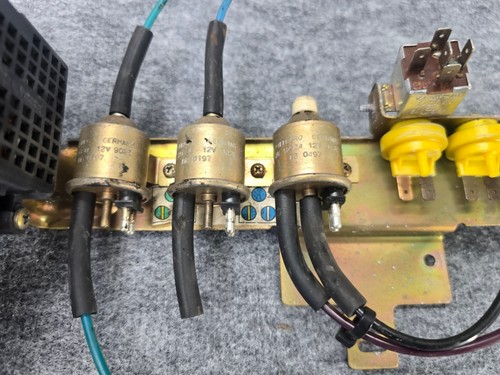 A/C SERVO CLIMATE CONTROL UNIT MERCEDES R107 380SL 450SL 560SL OEM - Picture 3 of 6