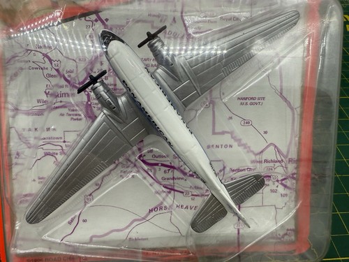 1996 Road Champs No. 6200 Pan American Airways DC-3 Diecast Airplane Vintage MOC - 第 2/5 張圖片