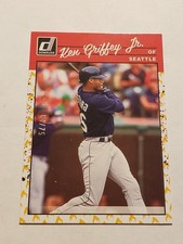 64/75 ON FIRE 2023 Panini Donruss Retro Variations Ken Griffey Jr #260