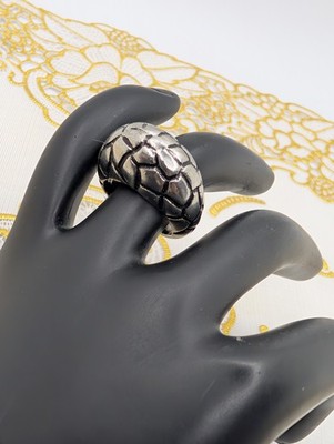 Ring Domed Silver tone Band Size 6 Textured lines Abstract