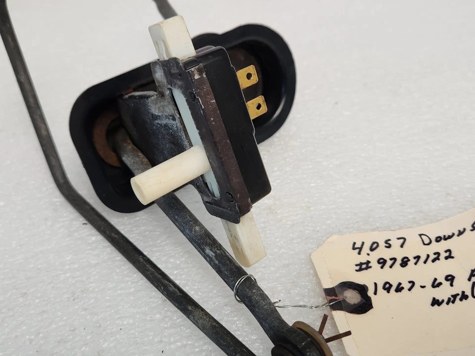 OEM 1967 1968 1969 PONTIAC M40 TRANSMISIÓN DOWNSHIFT CONTROL INTERRUPTOR DE RETROCESO ASIA Foto 2 de 4