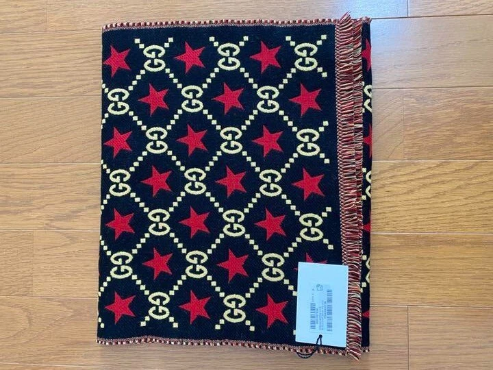 GUCCI Écharpe Paillettes Silencieux Motif Étoile Multicolore 35x180cm Homme Occasion