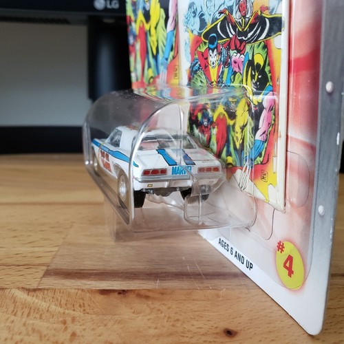 Johnny Lightning 1969 Chevrolet Camaro RS/SS Marvel Giant-Size X-Men 1:64 - Picture 5 of 6