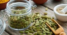 Vainas de cardamomo verde orgánico vainas enteras cocina especias hierbas frescura india