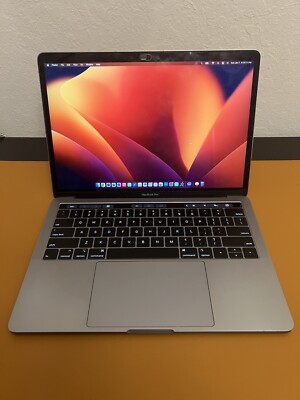 Apple MacBook Pro 13.3'' (256 GB, i5 8th Gen. 2.3GHz, 8GB) Space Gray