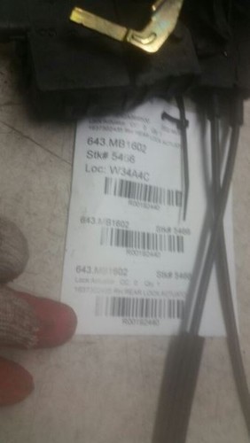 1998 - 05 Mercedes-Benz ML320 - RH Rear Lock Actuator - 1637302435 - R192440 - Picture 4 of 12