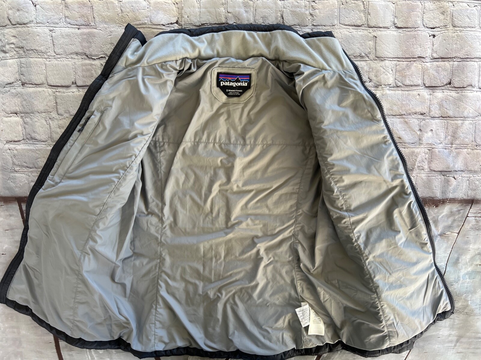 Womens PATAGONIA Gray Radalie Insulated Full Zip Parka Jacket