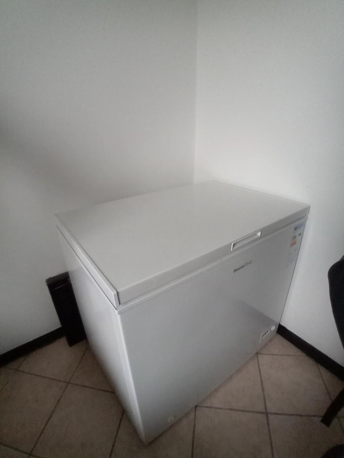 Foto 1 di 9
