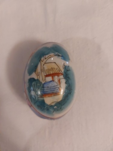 Set of 6 Vintage Japanese Satsuma Hand Painted Porcelain Eggs With Stands - Picture 12 of 18