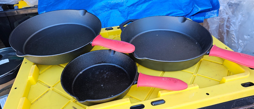 Cuisinel Padelle in Ghisa 8"+10"+12"- Pollici con Coperchi in Vetro + Manici in Silicone - Foto 5 di 10