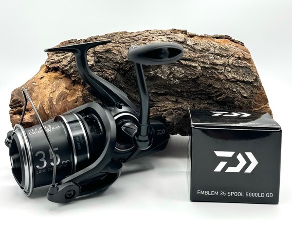 Daiwa Emblem 35 Scw 5000C Qd Weitwurfrolle Karpfenrolle Big Pit Rolle Angelrolle-image