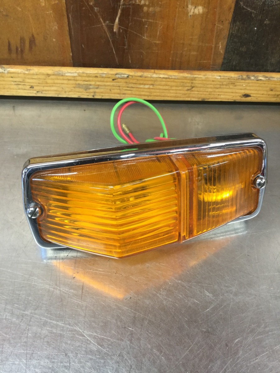 MG MGB • Aftermarket Front Side Marker Light. Moss Motors #143-970