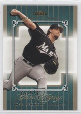 2005 Fleer Classic Clippings First Edition 131/150 Josh Beckett #30 0a1