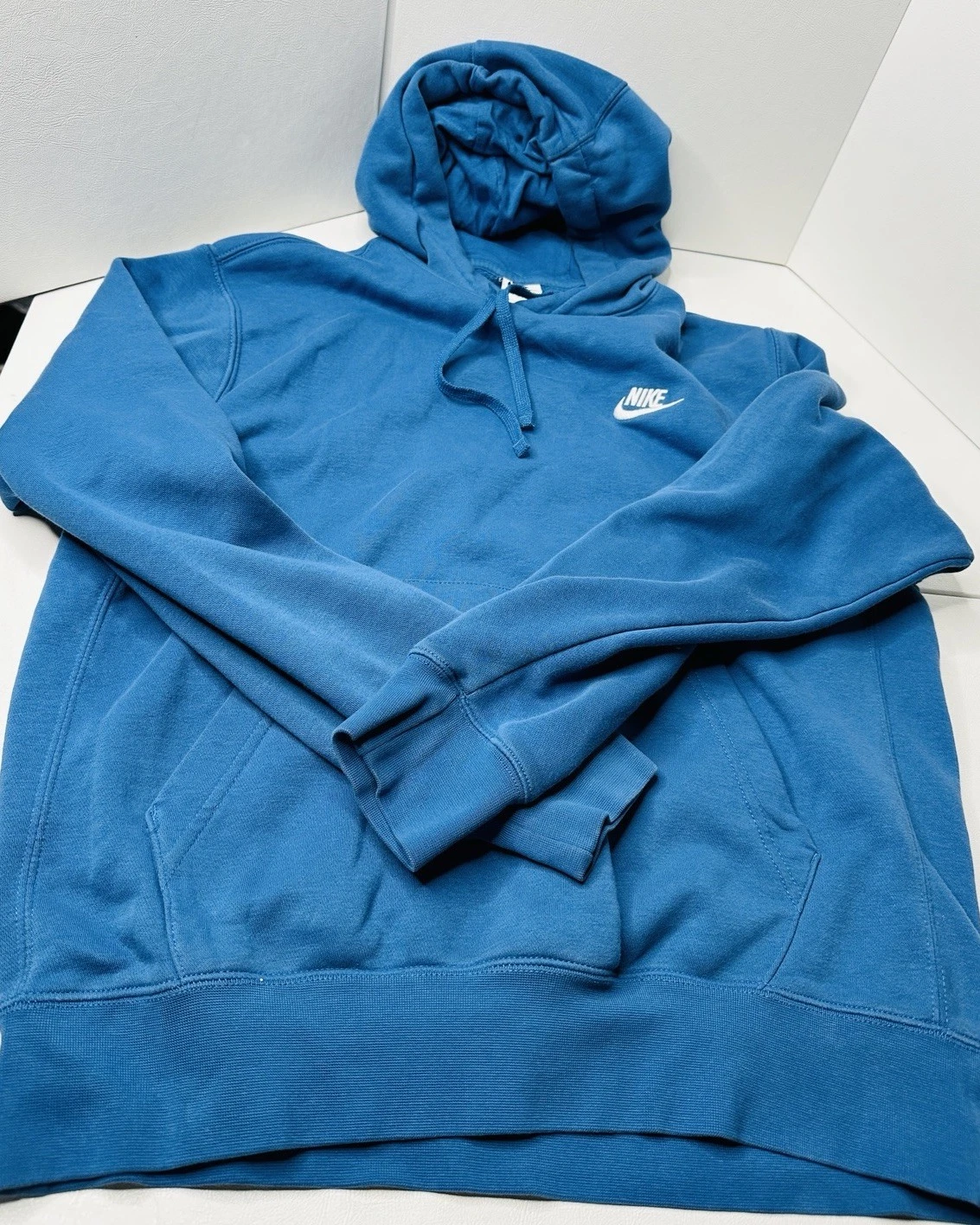 Nike Men’s Pullover Hoodie Blue Fleece Sweatshirt Size M Athletic Fit