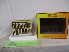 MTH RailKing 30-90022 Jenny Lee Bakery Corner Building