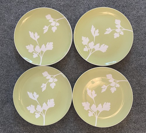 Ikea FARGRIK Light Green Dinner Plates 10 1/2” White Leaves Style 15541 Set Of 4