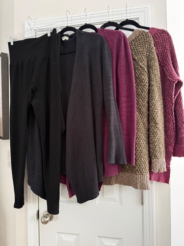 Grace and Lace L/XL Sweater/ Legging lot