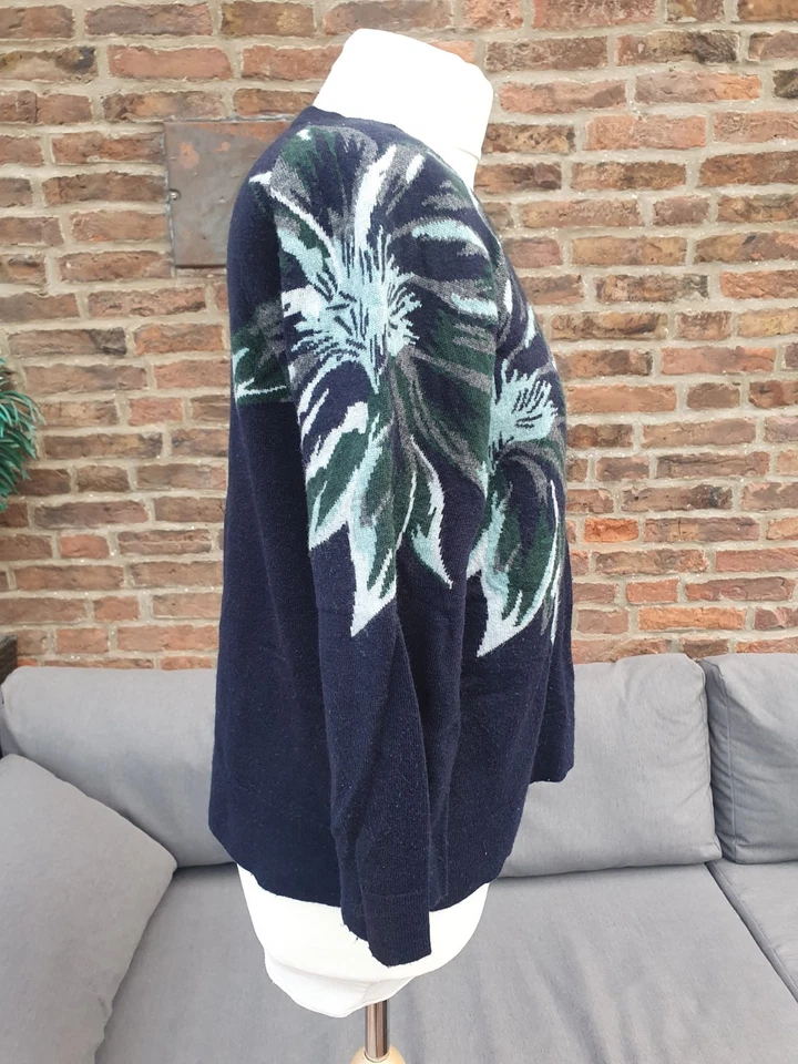 Jigsaw alpaca & Wool blend Intarsia Jumper size large navy blue flower - Image 4 of 4