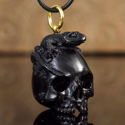 Human Skull Pendant Carved Horn Memento Mori Gold Vermeil Sterling Silver 17.79g