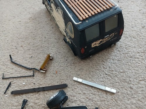AMT,Revell,Esci? 1/24 scale Ford Econoline model van - built,spares,restoration. - Picture 6 of 7