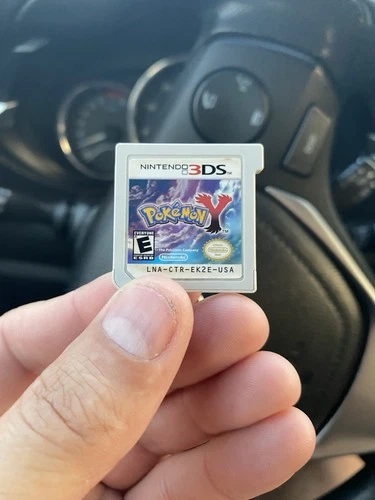 Pokemon Y (Nintendo 3DS, 2013) Game Only