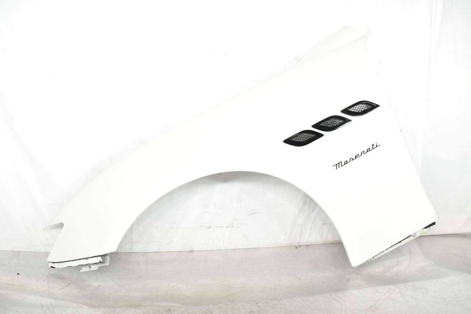 ♻️ 2014-2020 MASERATI QUATTROPORTE LEFT DRIVER FRONT FENDER PANEL OEM