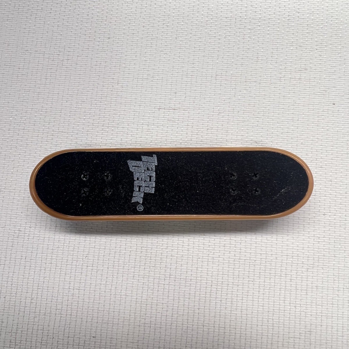 VTG Tech Deck 1031 Finger Board Y2K Toy Figure Skateboard Skull