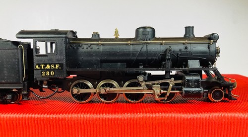 Rivarossi HO L280/R Steam Locomotive with Tender - 2-8-0 - Early Model 1952 - Picture 10 of 21