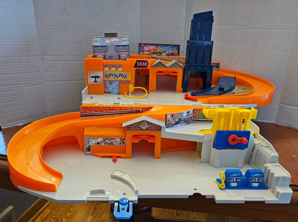 【玩具店倉庫保管品】トミー  ホットドライブ大作戦 Mattel Hot Wheels Ultimate Garage Diecast Vehicle Play Sets for