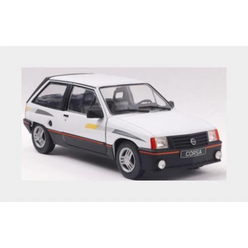 1:24 WHITEBOX Opel Corsa A Sr 1985 White Black WB124239 - Immagine 2 di 2