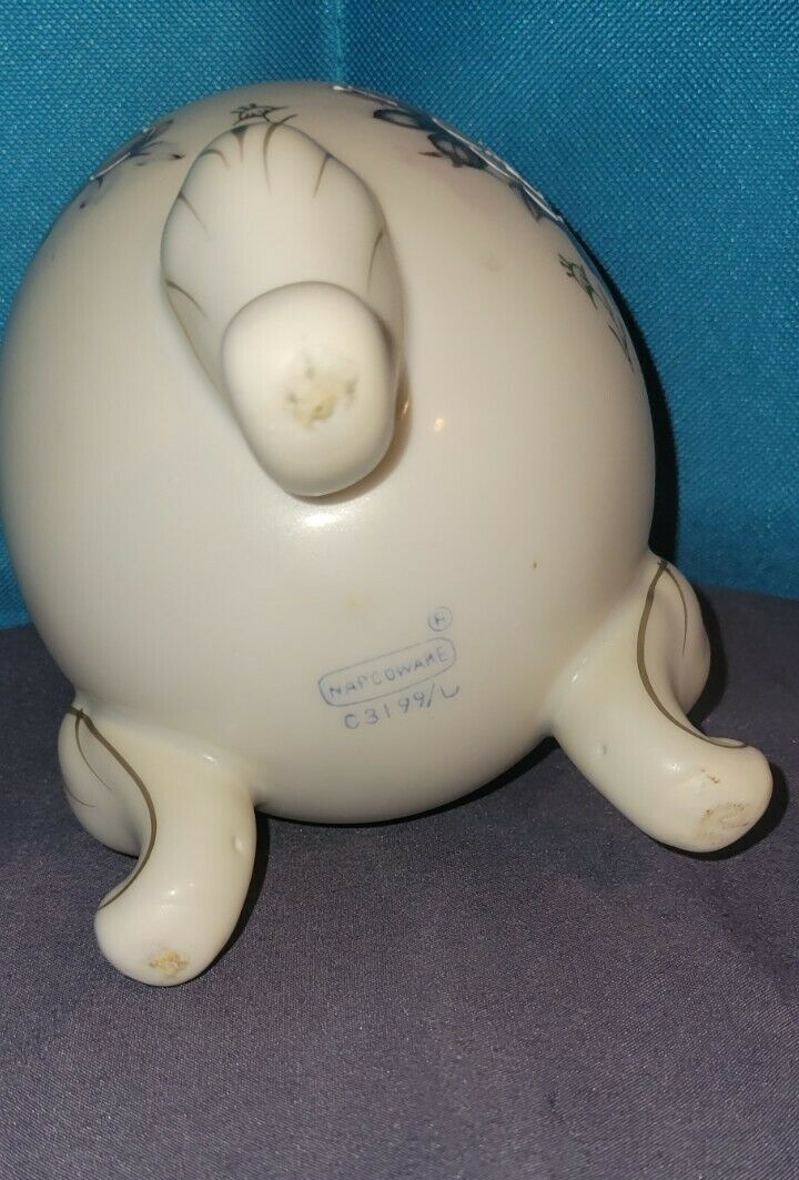 1960s Napco / Napcoware (Japan) #C-3199/D Porcelain 5” Cracked Egg