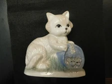 ARTMARK CAT WITH MICE BASKET FIGURINE!   e779UCX
