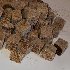 Freeze Dried Tubifex Worm Cubes and Siftings   High Protein   Freshwater Fish