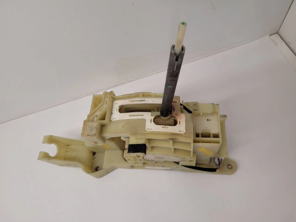 Conjunto de palanca de cambios de piso automático Hyundai Sonata 2011-2015 467003Q100 Foto 2 de 4