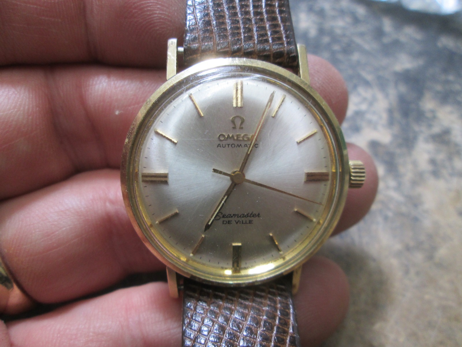 OMEGA SEAMASTER DEVILLE AUTOMATIC MEN RUNNING GOL… - image 1