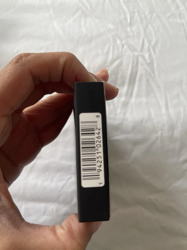 NARS Quad Eyeshadow Palette 0.04 Oz / 1.2 g - Taj Mahal- NEW :) - Reg. $55 - Image 3 of 4