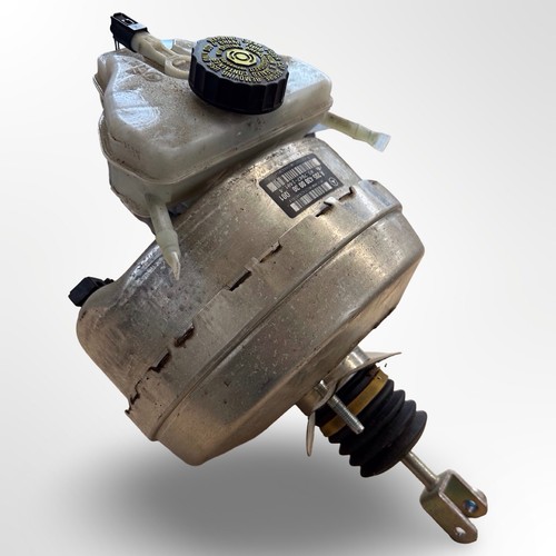 Mercedes C-Klasse W205 S205 Hauptbremszylinder Bremskraftverstärker A2054300030