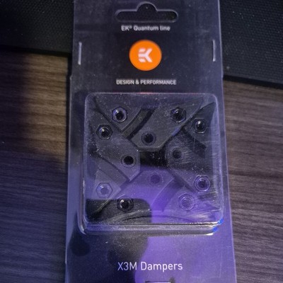 EK Water Blocks 3830046996954 Universale Gomma Blu Vardar X3M 4 pz Damper Pack