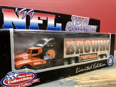 1999 Clevelend Browns NFL Diecast Tractor Trailer Semi *NIB* TEAM COLLECTIBLE