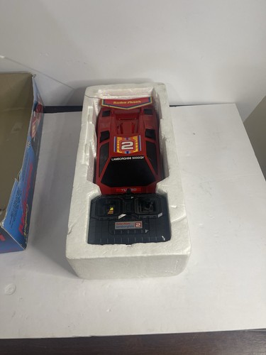 Vtg Radio Shack Turbo Lamborghini Countach Red toy RC Car 60 - 4074A Controlled - Picture 3 of 3