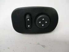2505204C1 INTERNATIONAL MIRROR CONTROL SWITCH  GENUINE INTERNATIONAL 