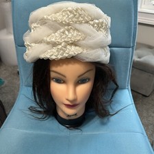 Vintage Women's Hat White Straw Netting Woven Pillbox Church