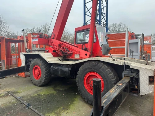 Coles 15 ton crane - Picture 1 of 8