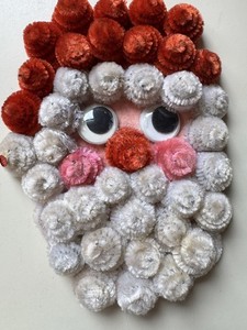 1950's Pipecleaner Santa Face fridge magnet~ 5.5”