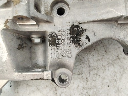 03L903143D lichtmaschine generator halter VOLKSWAGEN PASSAT VARIANT 1802480