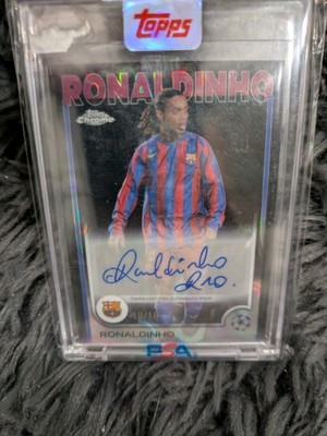 2024-25 Topps Chrome Ronaldinho Auto Black Lava Refractor 10/10 