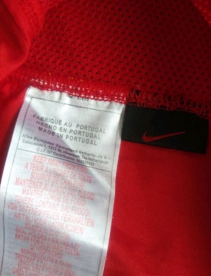 Nike Total 90 Portugal 2004 Luis Figo #7 Soccer Jersey Size LARGE