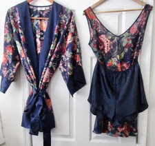 VTG Victoria's Secret 3 Pc Set Robe Nightie Shorts Navy Floral GOLD LABEL SZ M